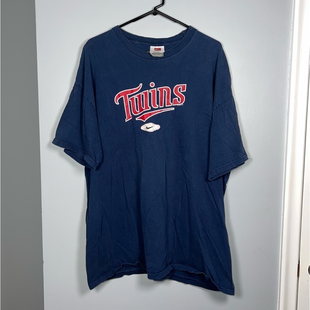 Vintage Nike Minnesota Twins Y2K Baseball T-shirt